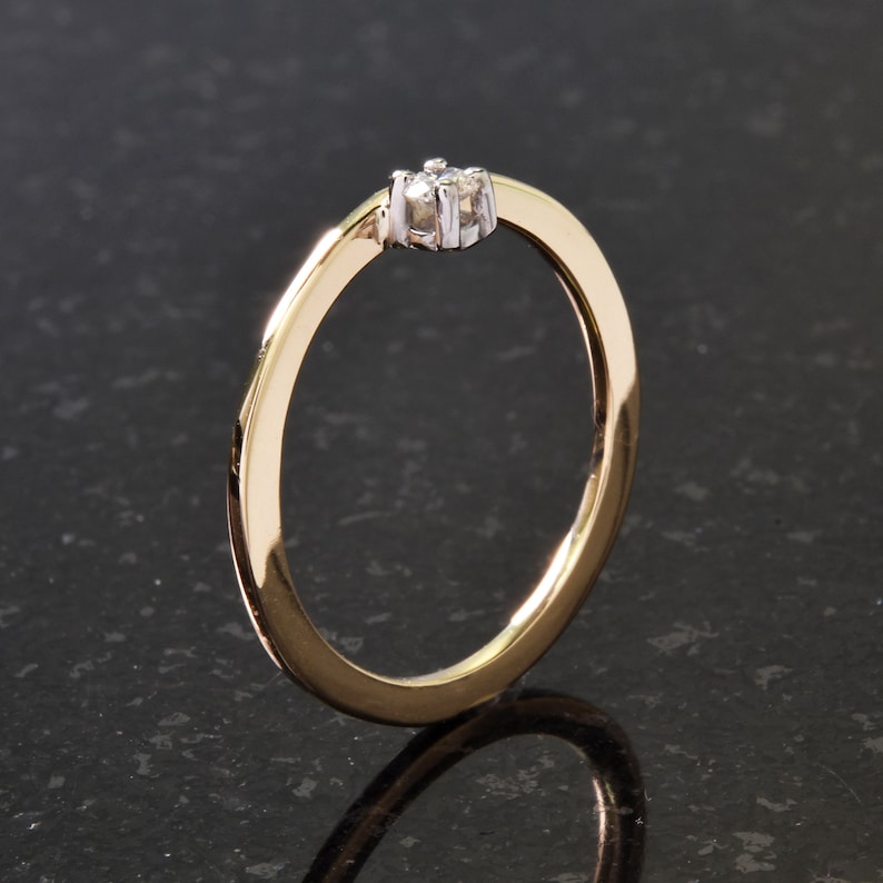 Anillo de diamante plano apilable - Etsy España