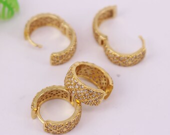 Craftdady 52 Stks 2 Stijl Legering Letter A~Z Hangers Hart met Letter Echt 18K Verguld Dangle Alfabet voor Naam Sieraden Maken Vriendschap Armband