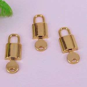 HOT 20Pcs 8x22mm Gold plated Lock and key shape Copper Metal beads connector pendant /bracelet /necklace/Earring,Jewelry Findings