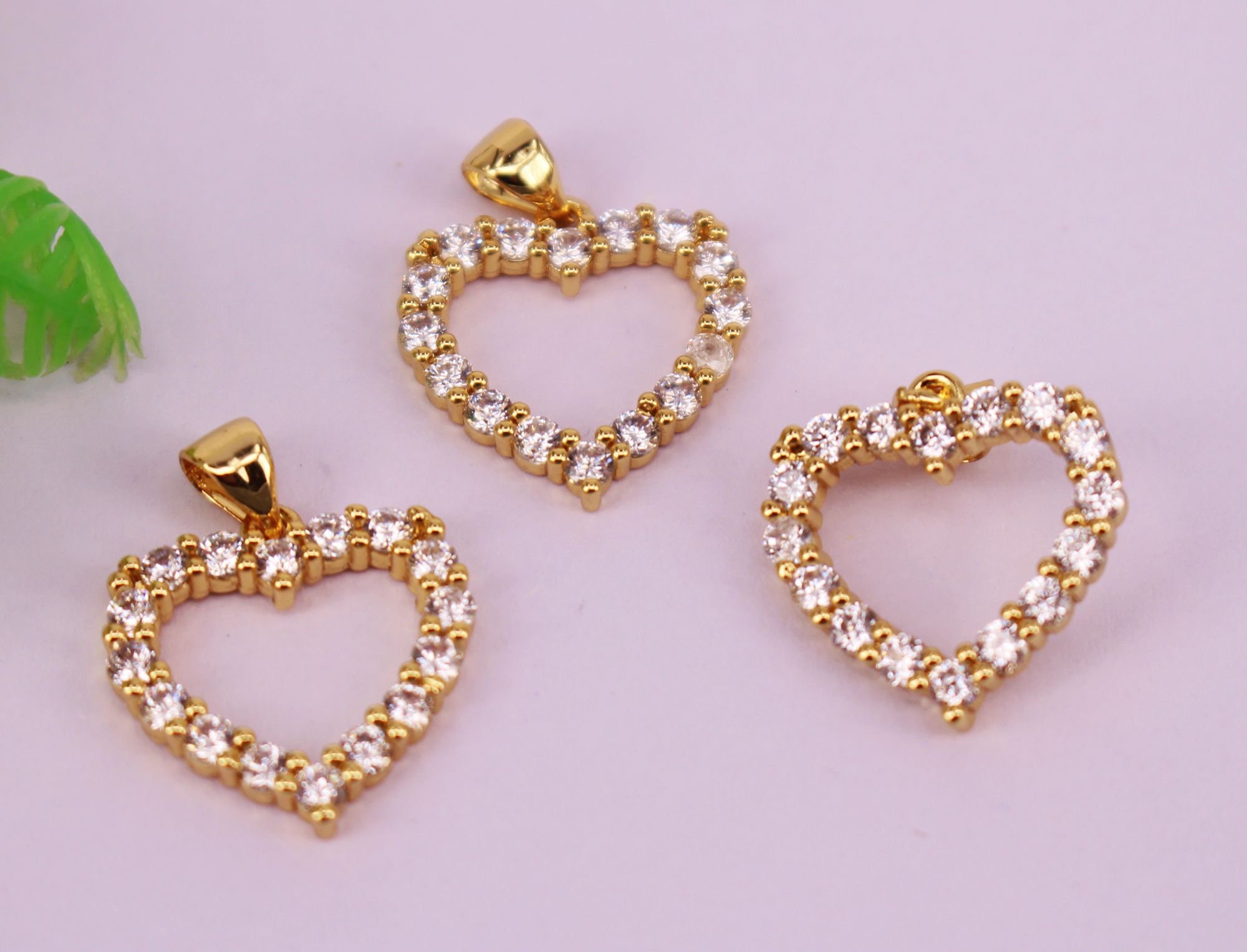 健康アクセサリー 16mm 20cm HOT 20pcs 16x17mm Gold Plated Heart Shape Copper Metal CZ