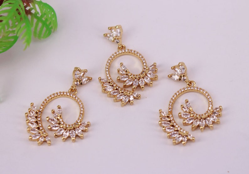 Jewelry Findings HOT 5Pcs 20x22mm Gold plated Copper Metal White CZ Zircon beads connector pendant earrings necklace