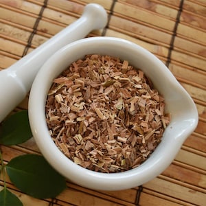 Wild Harvested Willow Bark - Dried Salix Alba (1 ounce)
