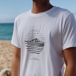 Herren Welle Print Shirt - Nacht Surf - das flache Riff Studio - Surf Shirt Herren - minimalistische Shirt Männer - Geschenk für Surfer Männer - Hawaii-Shirt