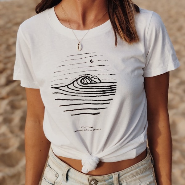 Surf shirt womens - nature t shirt - womens graphic tee white - surf shirt - white tee shirt woman - simple womens tee - wave print shirt