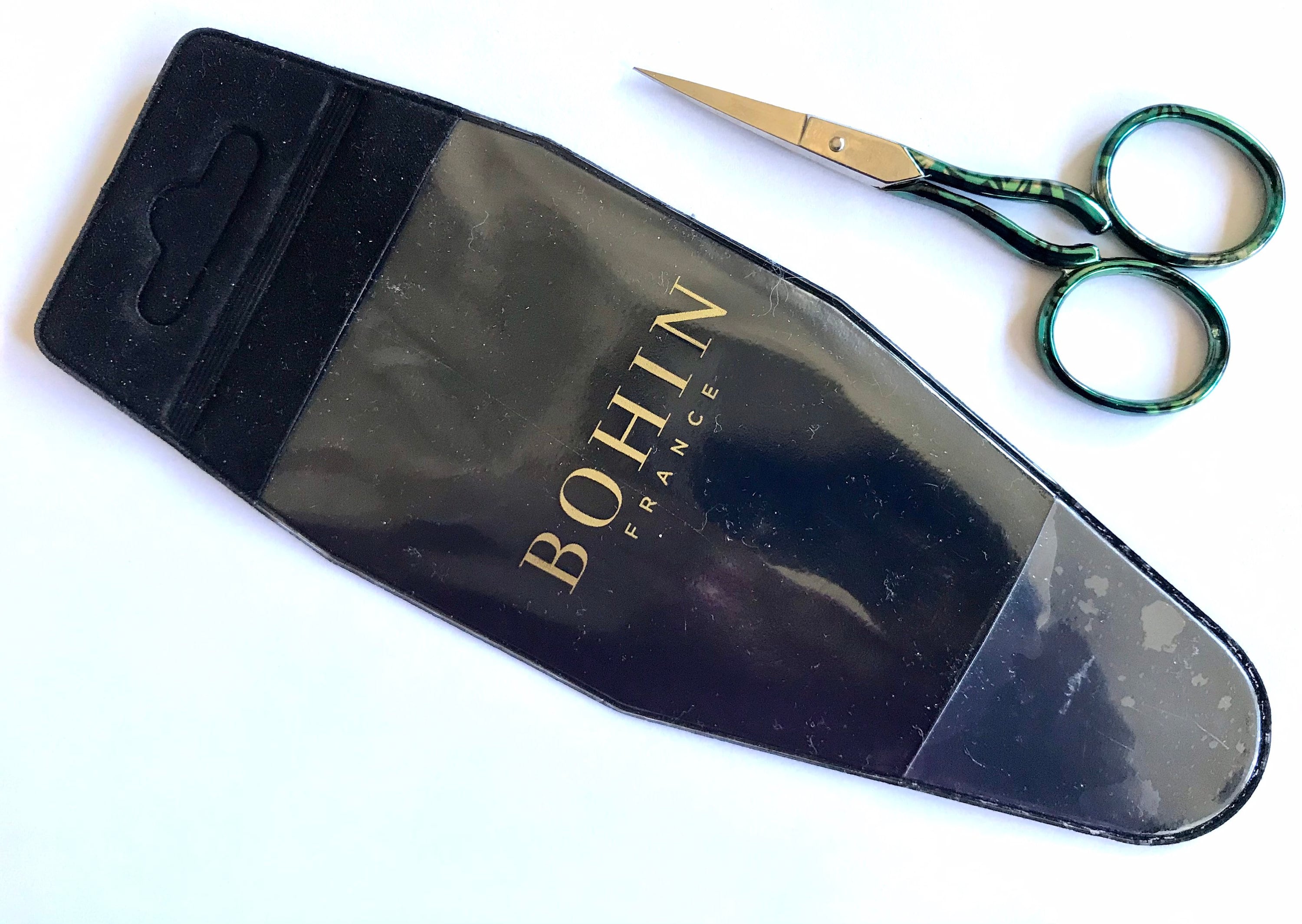 Bohin 3-1/2” AQUATIC Embroidery Scissors