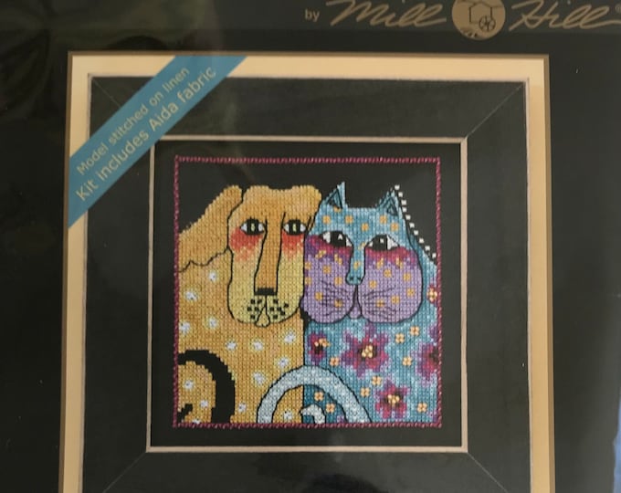 Laurel Burch Fur-Ever Friends Cross Stitch Complete Kit LB30-1622