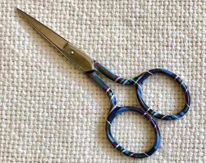 Premax 3-1/2 inch Tartan Blue, Red or Green Plaid Embroidery Scissors