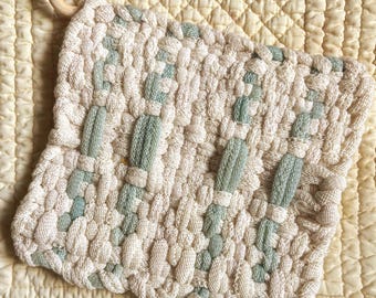 Handwoven small potholder