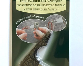 Antique Yarn Threader by Clover