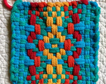 Handwoven small potholder