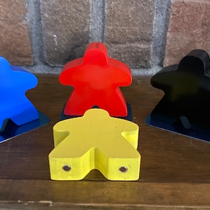 Meeple Shoulder Pet