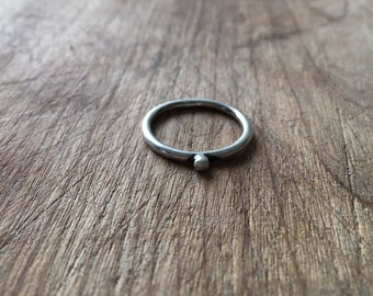 Single Pebble Stacking Ring