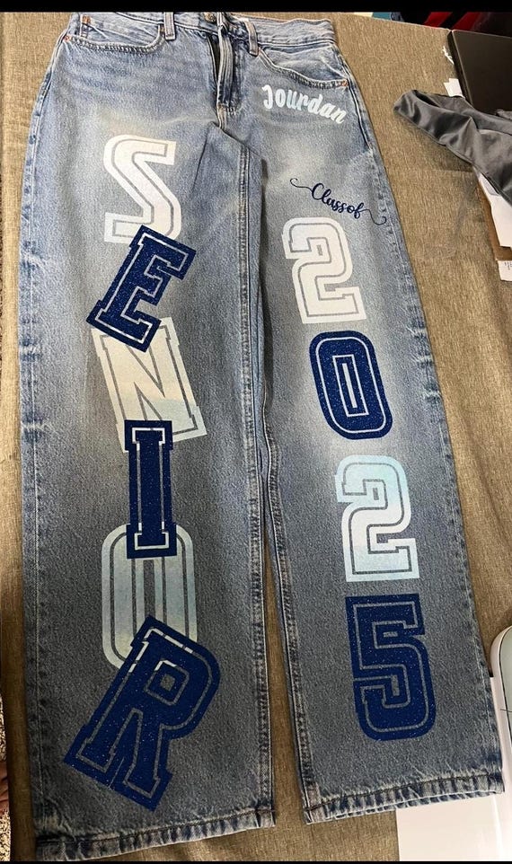 Personalized Senior 2026/2027/2028 Iron On - Custom available just message me and let me know what you’re looking for