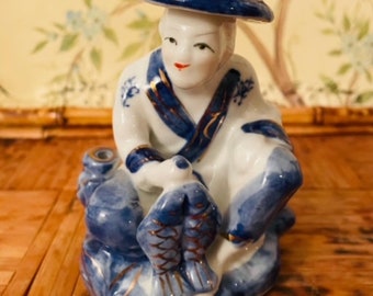 Asian Fisherman Figurine Small Fisherman Chinoiserie Chic Chinoiserie Decor Chinoiserie Accent Chinoiserie Fisherman Blue and White Decor