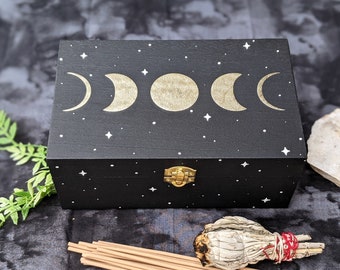MOON PHASE Wood Box, Tarot Card Box, Altar accessories, witchy gifts for her, wiccan gifts for her, witchcore aesthetic, manifestation tool