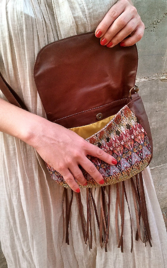 A little boho chic and that fabulous bohemian fringe bag!