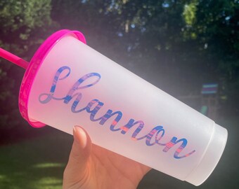 24oz Personalized Color Changing Tumblers // Plastic Color Changing Cup with Matching Lid and Straw // Personalized Holographic Name Cup