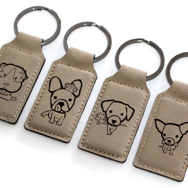 Porte-clés simili cuir avec animal de votre choix gravé : le bouledogue, le jack russell, le chihuahua, le cobaye. Cinq teintes disponibles