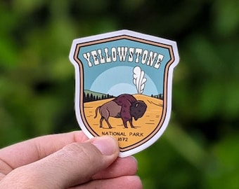 Parque Nacional de Yellowstone - Adhesivo de vinilo impermeable, resistente a los rayos UV. Ideal para botellas de agua, portátiles y ventanas de coche.