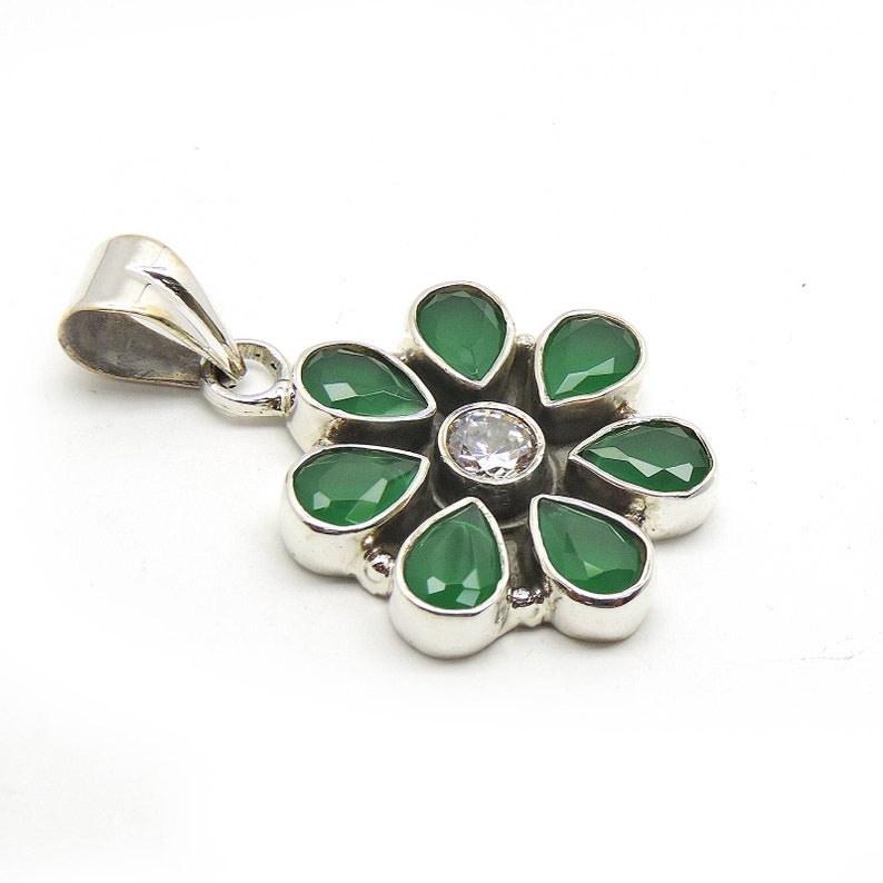 Syntactic Emerald Gemstone Traditional 925 Sterling Silver Flower Designer Pendant Handmade Jewelry