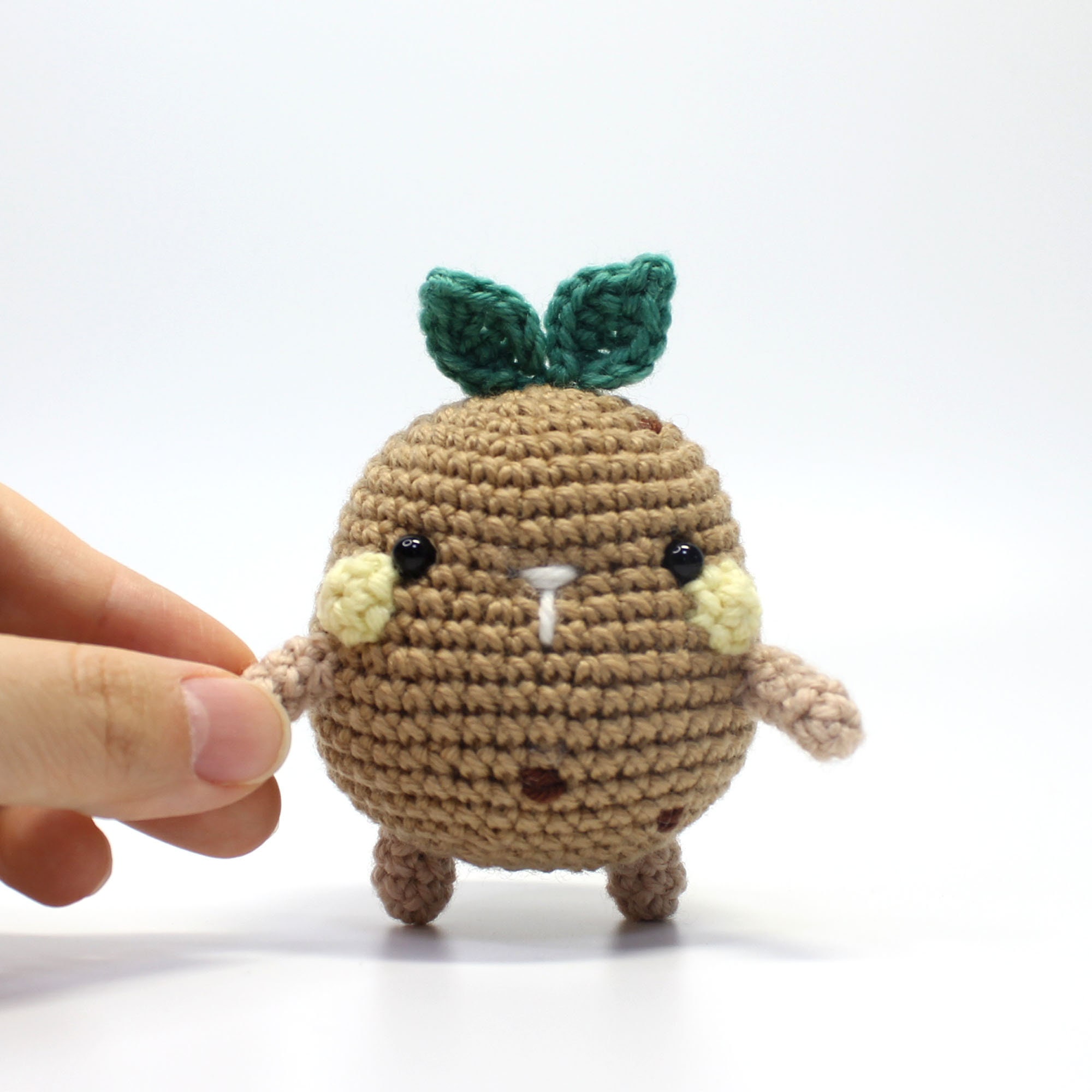 30 Potato Crochet Patterns: Spud Amigurumi, Desk Buddies, Play Food, and Clever Gag Gifts 30 Amigurumi Potato Crochet Pattern