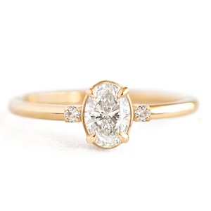 1ct. Oval Diamond Ring Ring, Three Stone Engagement Ring, lab Diamond, lab Diamond Ring, Unique Engagement Ring moissanite ring, oval lab