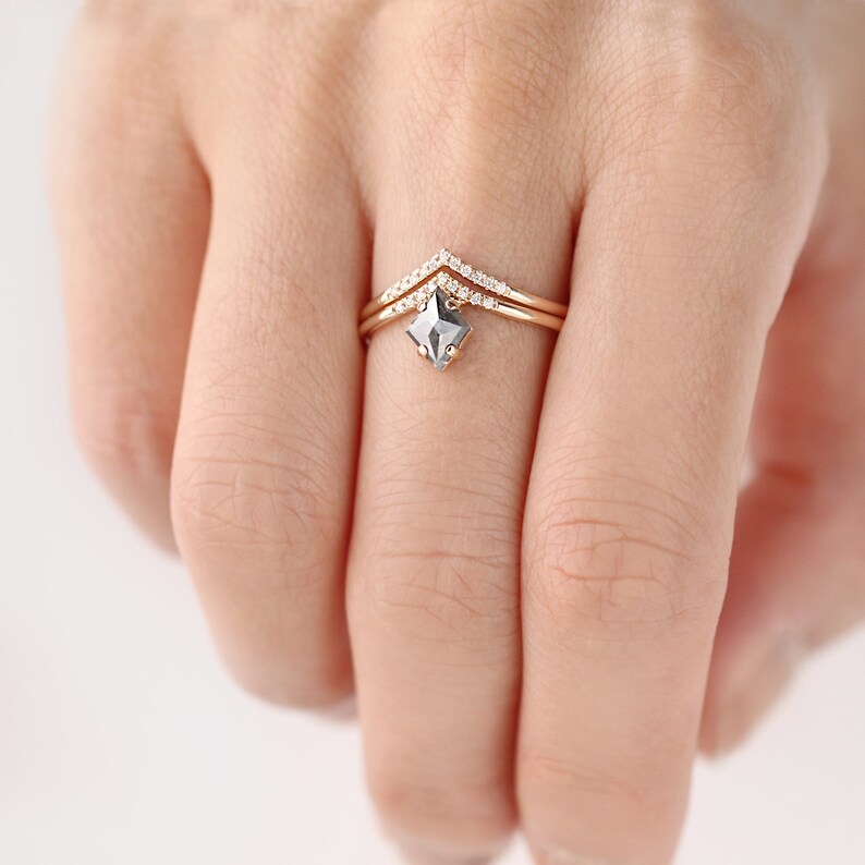 Salt and Pepper Diamond Ring the Kite Cut Diamond Peak Ring Etsy