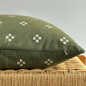 green olive Pillow, neutral Pillow, farmhouse Pillow, Modern bohemian, Modern boho, Christmas Decor, Home Decor, Decorative Pillow