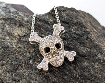 Roberto coin hotsell skull necklace