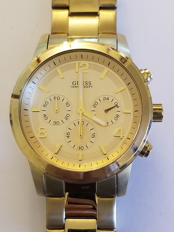 Mans Guess Chronometer Wrist Watch Gem