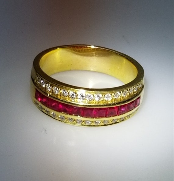 Gumichian 18 Karat Yellow Gold Ladies Ring with R… - image 7
