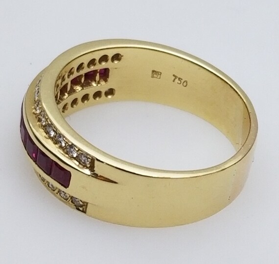 Gumichian 18 Karat Yellow Gold Ladies Ring with R… - image 6