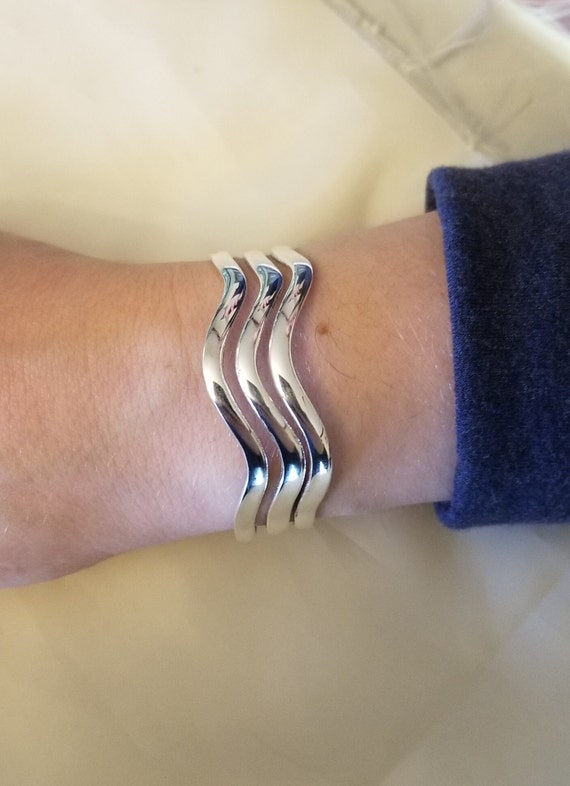 Ladies Sterling Silver 'Wave" Bracelet - image 1