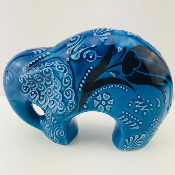 Handmade Ceramic Elephant (Large) - Hand Painted Turkish Pottery
