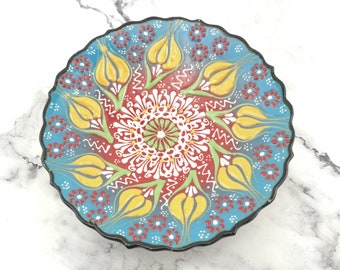 Prato de cerâmica pintado à mão (18 cm) - decoração de parede feita à mão turca
