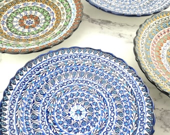 Plato de cerámica pintado a mano (18 cm) - Cerámica turca hecha a mano - Para colgar en la pared