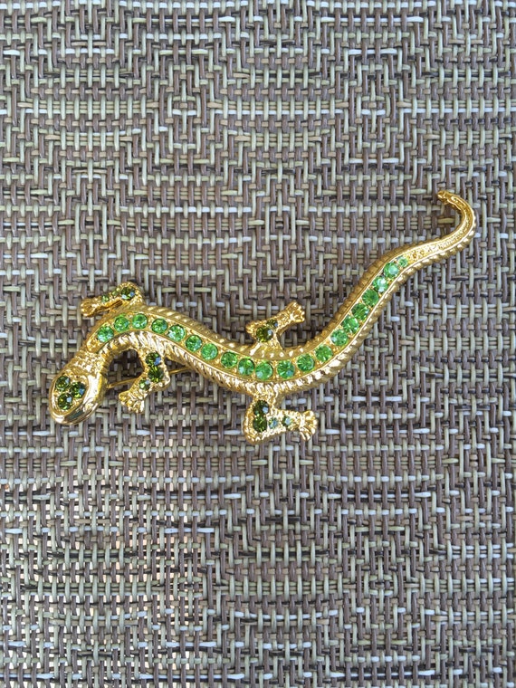Rhinestone Gecko Brooch