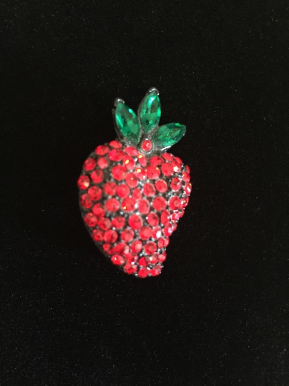 Schreiner Rhinestone Strawberry Brooch