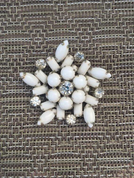 Juliana Milk Glass and Rhinestone Flower Brooch - image 1