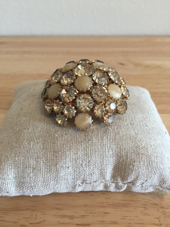 Warner Domed Rhinestone Brooch - image 4