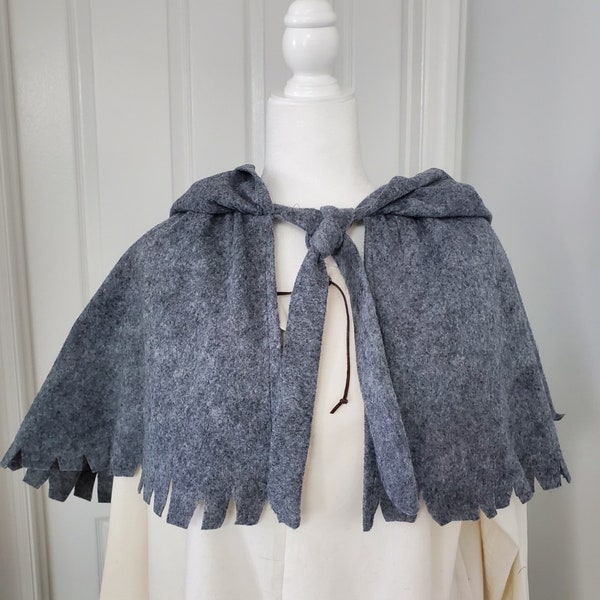 Renaissance Peasant/Worker's Shoulder Cape - Grey