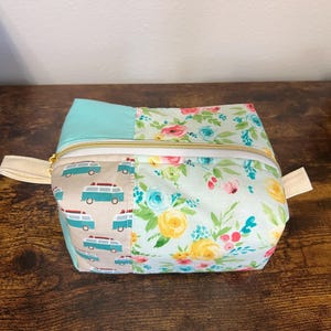 Flower Child VW Bus Toiletry Pouch, Makeup Pouch, Makeup Bag, handmade Pouch, flower pouch, quilted pouch, toiletry bag, quilted pouch