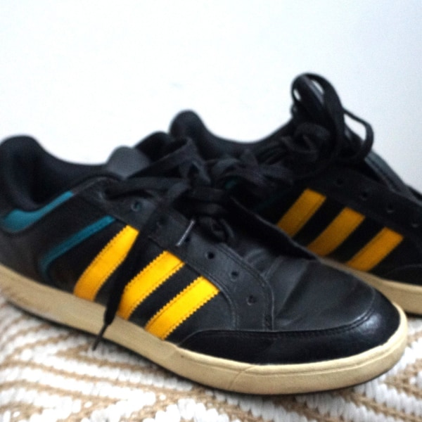 Vintage ADIDAS Leather Sneakers / Blue / High Sneakers / Boots / Shoe / UK 9 / Eur 43 1/3 / US 9 1/2 / Trefoil / Basketball / Tie Trainers