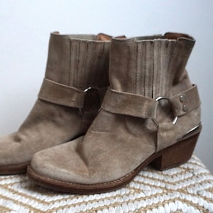 Vintage Brown Suede Leather Western Cowboy Boots / EUR 38 / US 7 / UK 5 / Shoes / Shoe / Country Womens / Cowgirl Booties / Kentucky