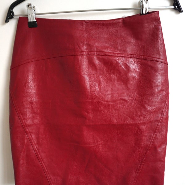 Minijupe en cuir vintage / Rouge / taille haute / Taille haute / Petite / Moyenne / jupes crayon / Minis / Cuir véritable / Motard / Rocker