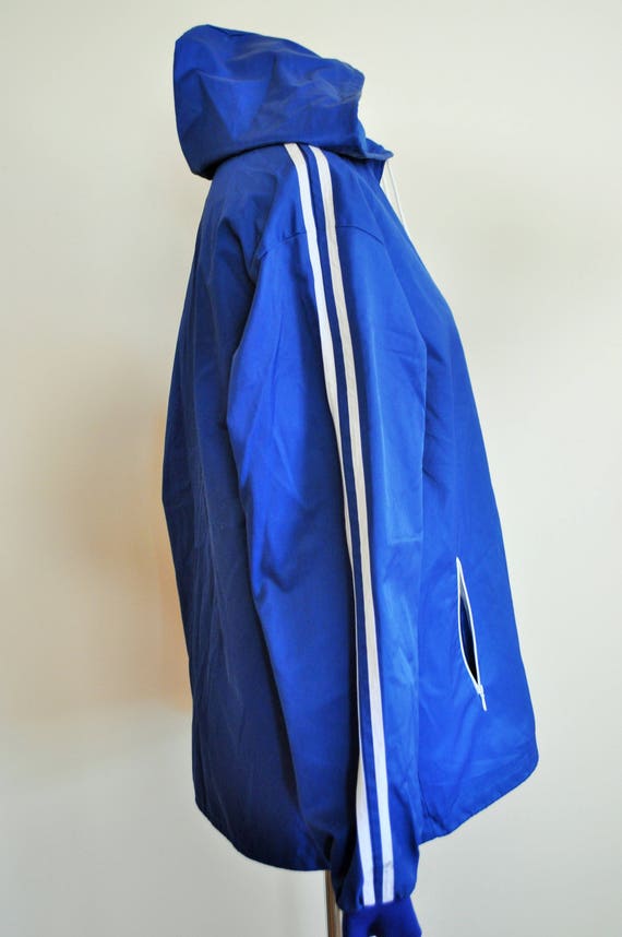 Vintage ADIDAS Raincoat Rain coat Windbreaker Outwear Activewear Jacket Sweatshirt Medium M Tracksuit Track Top Shell Vintage ADIDAS Raincoat Rain coat Windbreaker Outwear Activewear Jacket Sweatshirt Medium M Tracksuit Track Top Shell