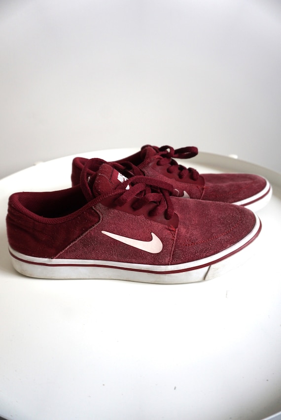 Vintage NIKE Suede Skate Sneakers, Maroon/White, US 7.5