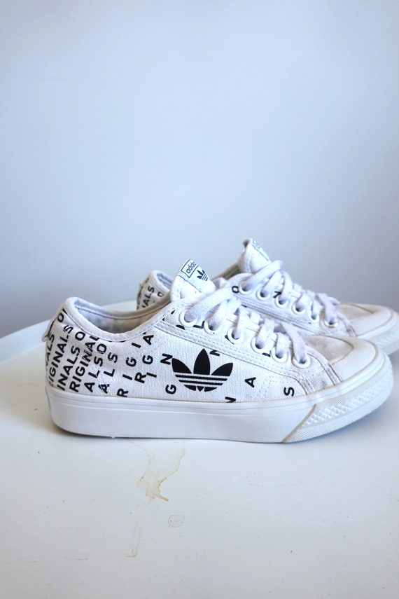 Vintage ADIDAS Originals White  Sneakers / Boots … - image 2
