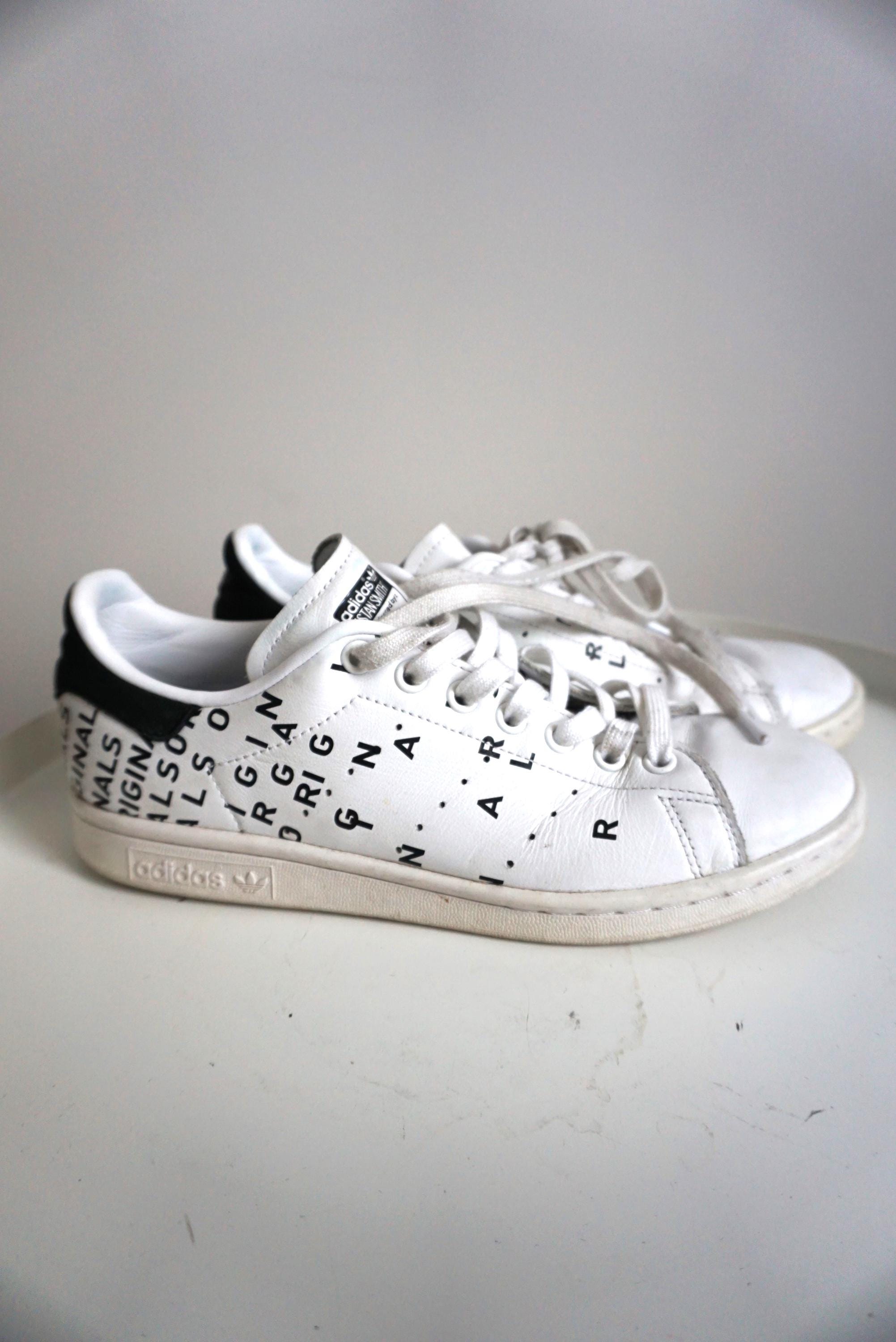 adidas gazelle silver green womens Mens Adidas Jeremy Scott JS Letters Gold *RARE* - M18990