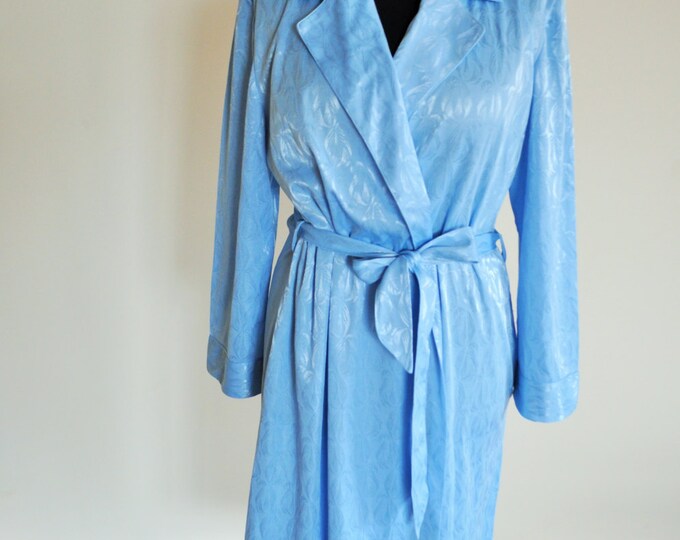 Vintage Womens Smoking Jacket / Morning Robe / Baby Blue / Coat ...